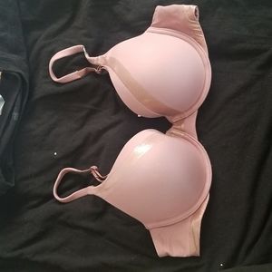 BNWT Victoria's Secret Body By Victoria Perfect Shape Bra sz 36B
